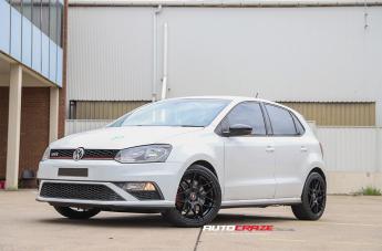 VOLKSWAGEN GOLF IFG 38 BLACK